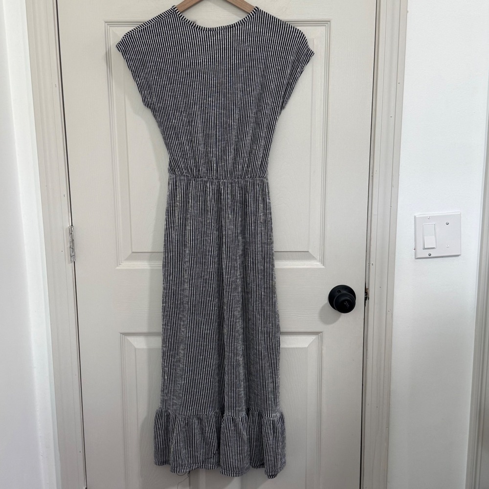 Caution to the Wind Maxi Dress Women Striped Black White Tie Waist Small Coastal - Picture 2 of 8